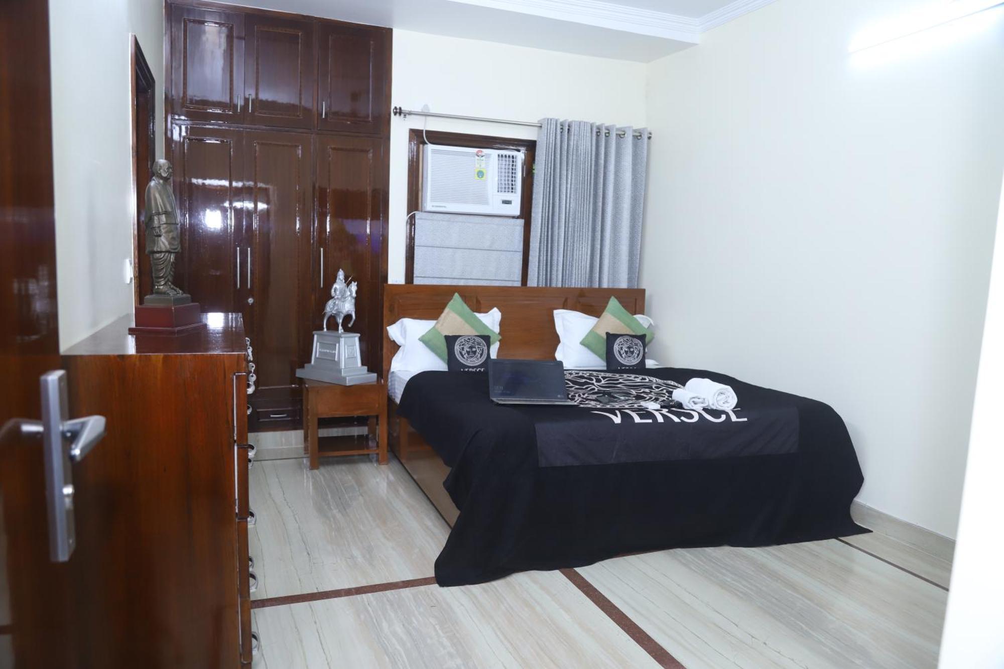 Divine India Service Apartment 3Bhk,B57 Sarita Vihar,Apollo นิวเดลี ภายนอก รูปภาพ