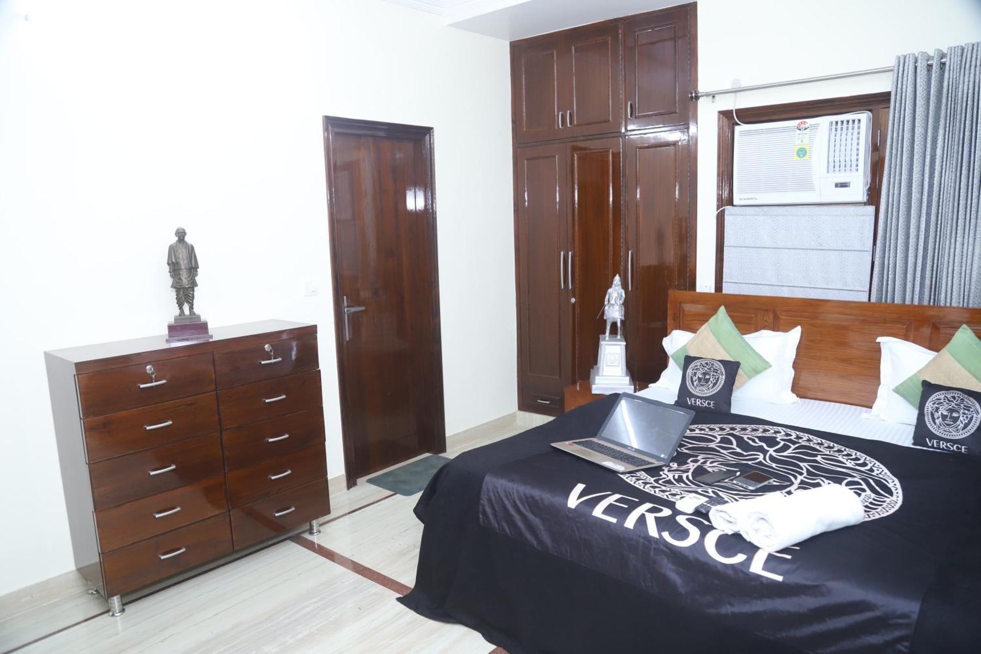 Divine India Service Apartment 3Bhk,B57 Sarita Vihar,Apollo นิวเดลี ภายนอก รูปภาพ